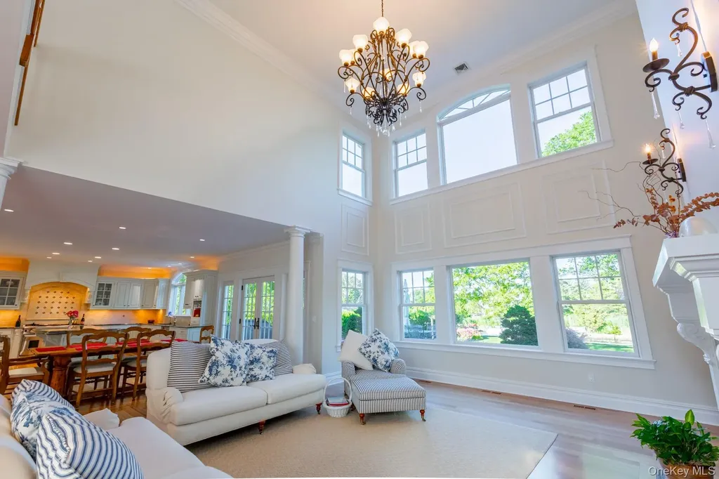 147 Eaton Lane West Islip NY 11795
