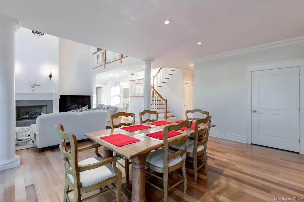 147 Eaton Lane West Islip NY 11795