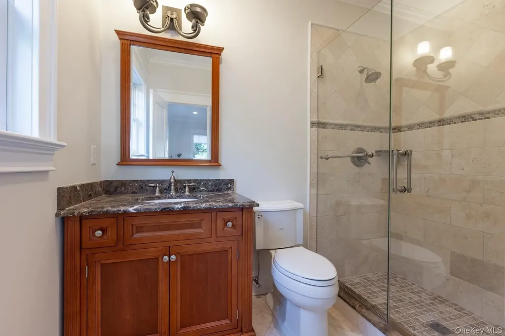 147 Eaton Lane West Islip NY 11795