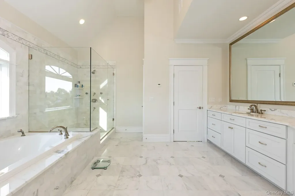 147 Eaton Lane West Islip NY 11795