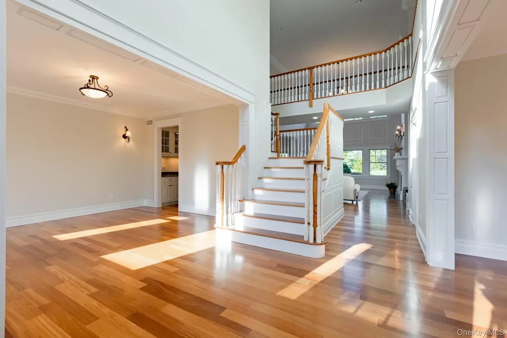 147 Eaton Lane West Islip NY 11795