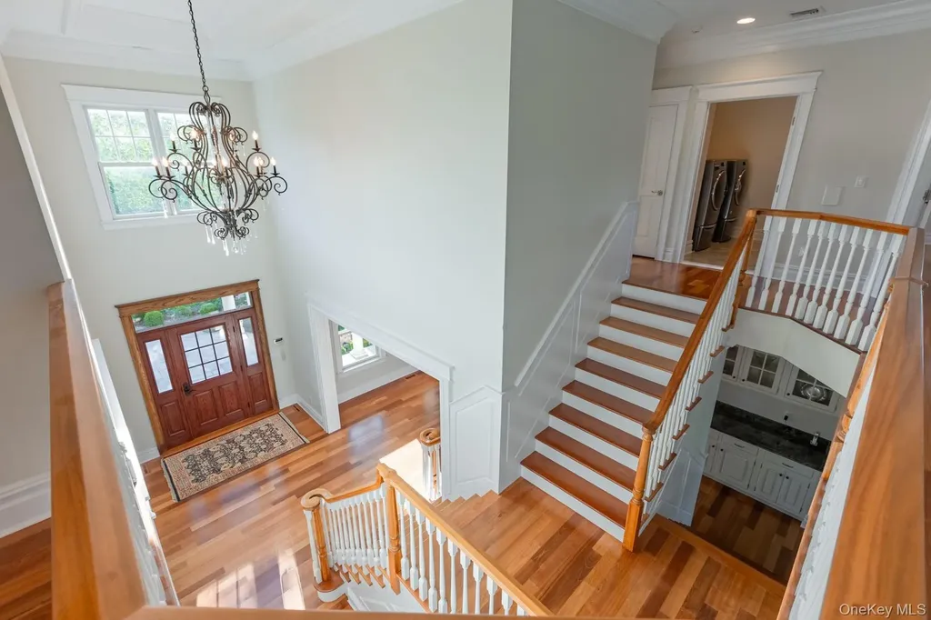 147 Eaton Lane West Islip NY 11795