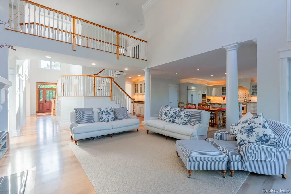 147 Eaton Lane West Islip NY 11795
