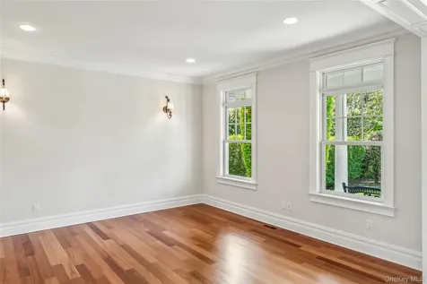 147 Eaton Lane West Islip NY 11795