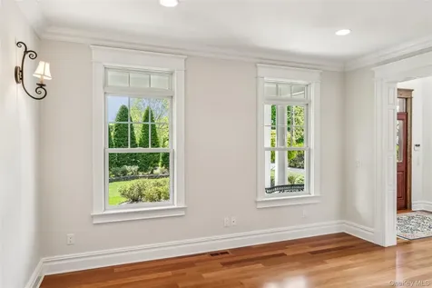147 Eaton Lane West Islip NY 11795