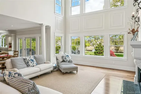 147 Eaton Lane West Islip NY 11795