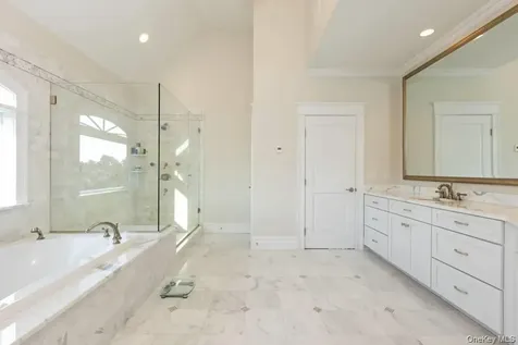 147 Eaton Lane West Islip NY 11795