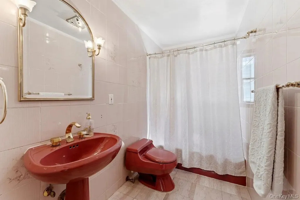 16023 23rd Avenue Whitestone NY 11357