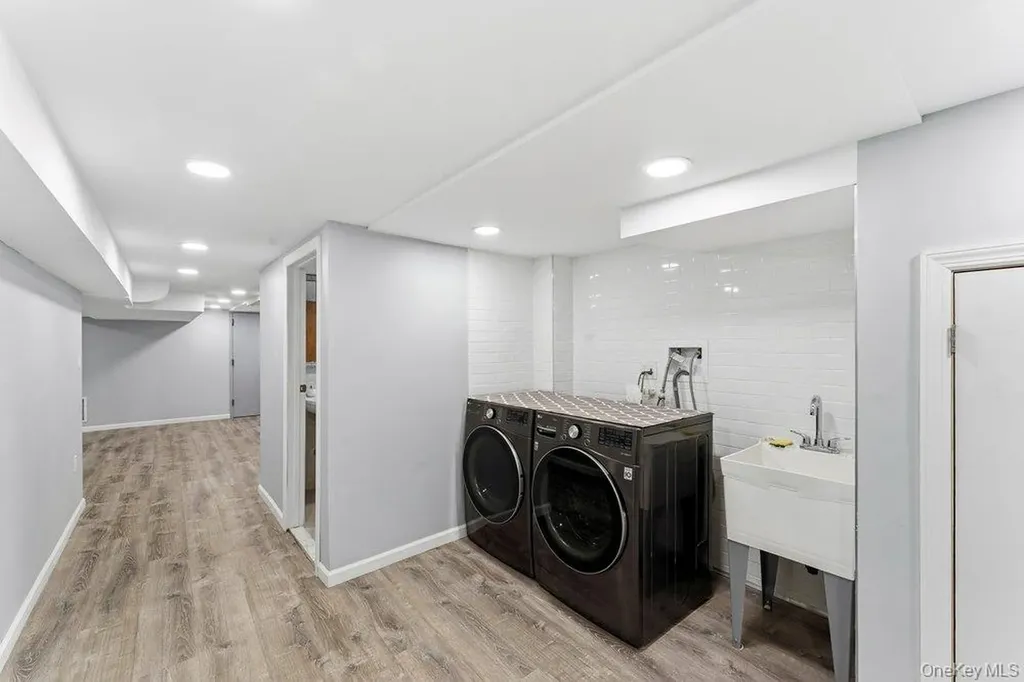 16023 23rd Avenue Whitestone NY 11357