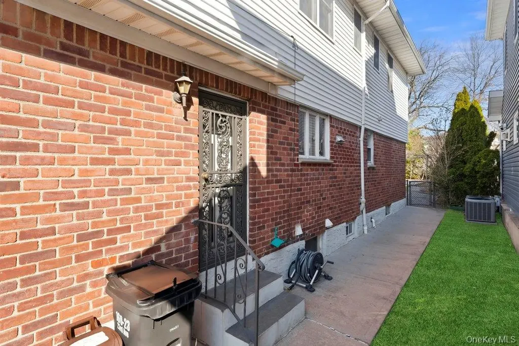16023 23rd Avenue Whitestone NY 11357