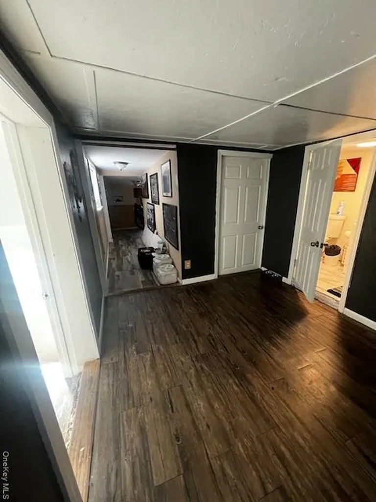 1323 Harding Park Bronx NY 10473