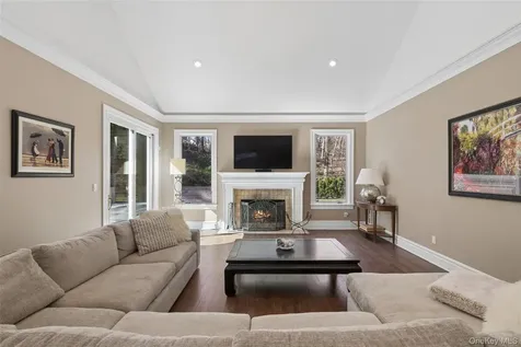 1550 Laurel Hollow Road Laurel Hollow NY 11791