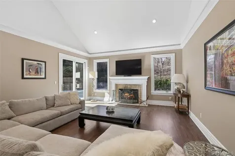 1550 Laurel Hollow Road Laurel Hollow NY 11791