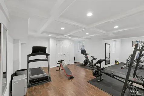 1550 Laurel Hollow Road Laurel Hollow NY 11791