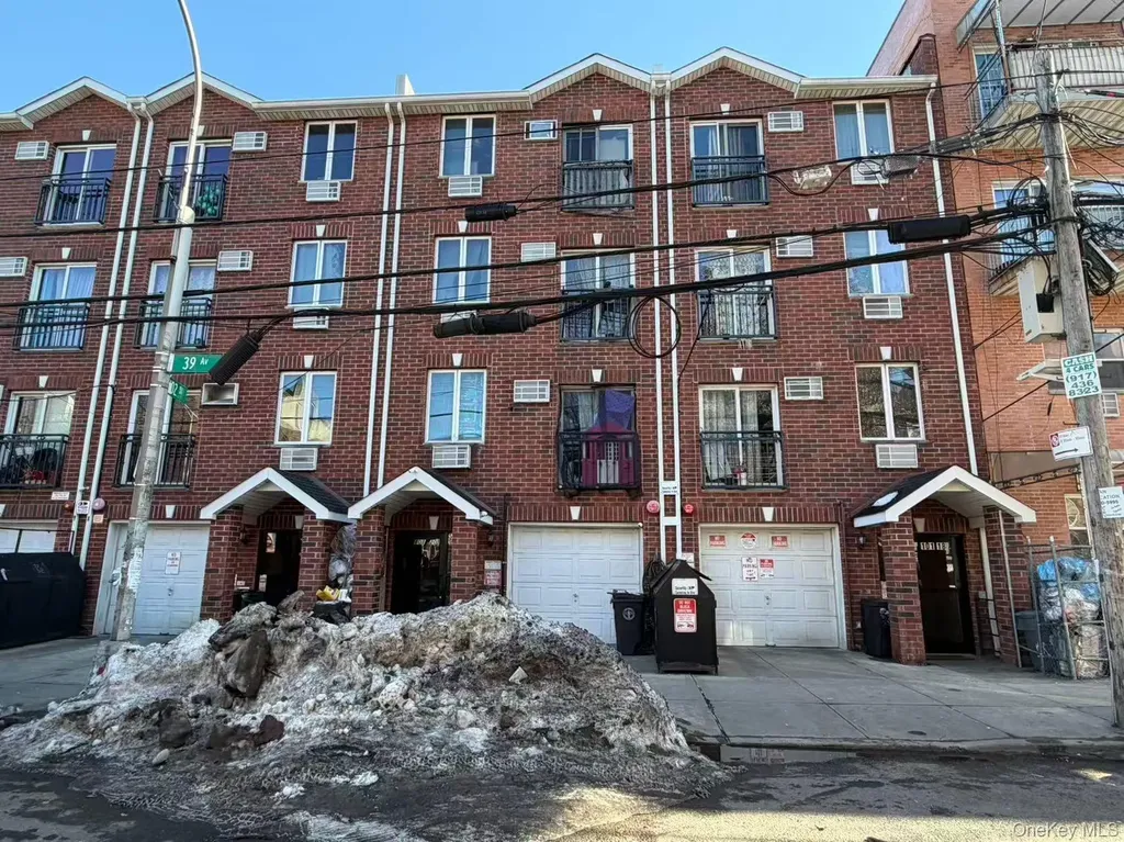 101-18 39th Avenue Corona NY 11368