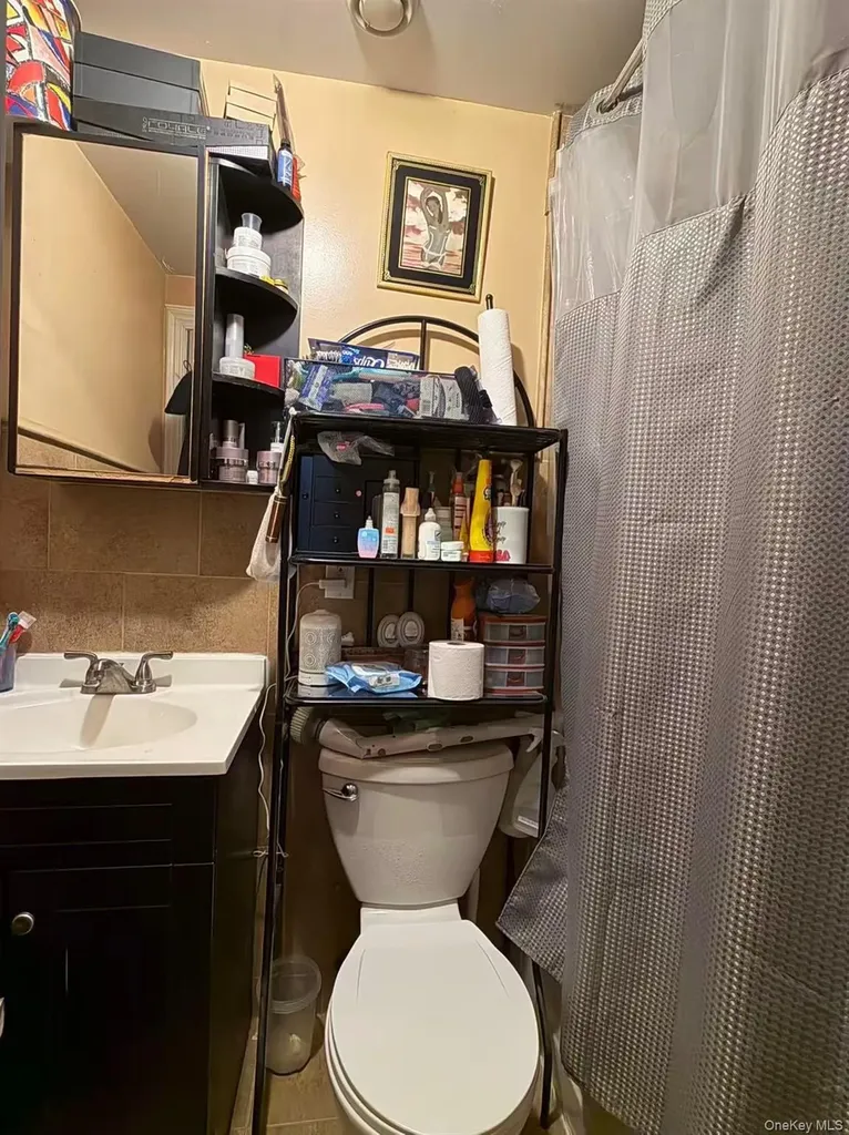 101-18 39th Avenue Corona NY 11368