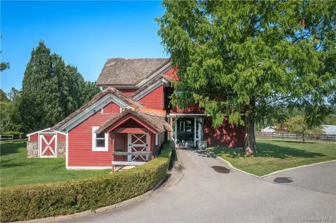 15 Kirby Hill Road Pawling NY 12564