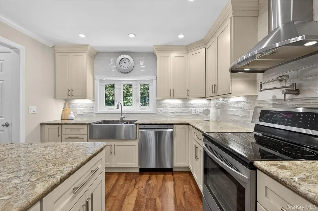 84 Ohio Avenue Massapequa NY 11758