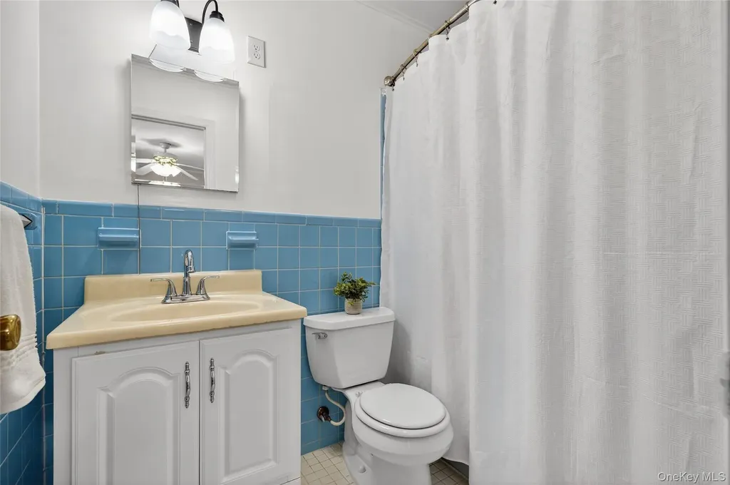 84 Ohio Avenue Massapequa NY 11758