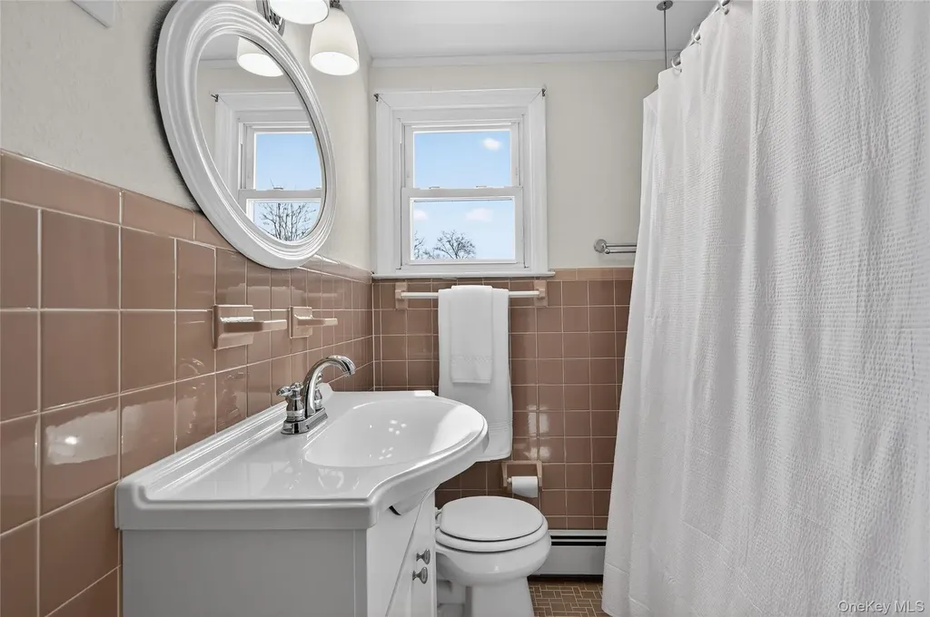 84 Ohio Avenue Massapequa NY 11758