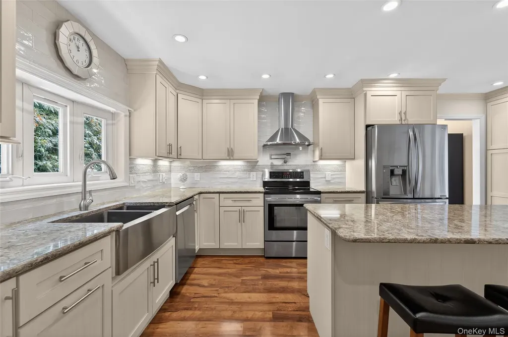 84 Ohio Avenue Massapequa NY 11758