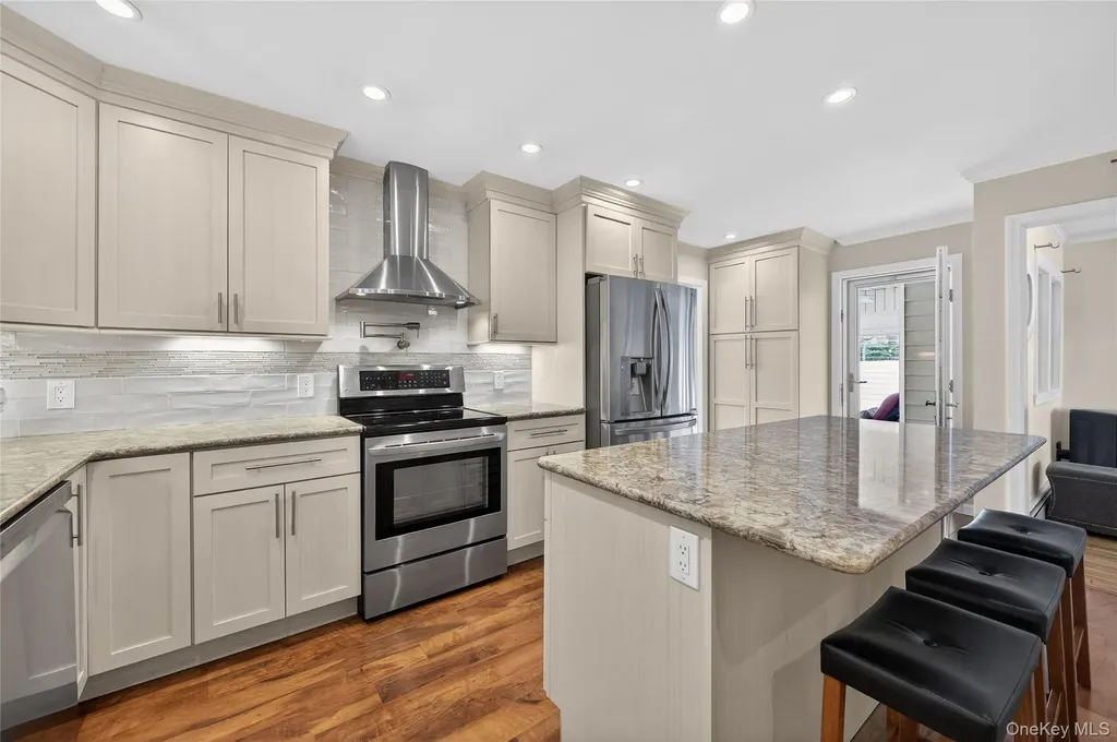 84 Ohio Avenue Massapequa NY 11758