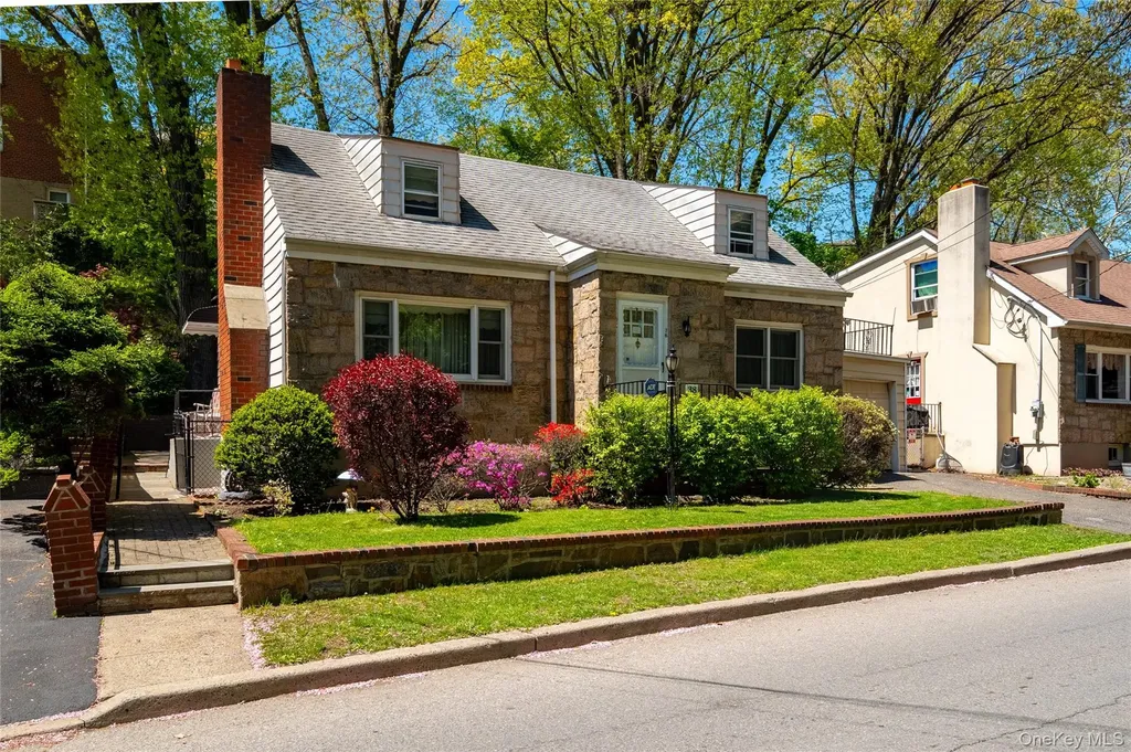 38 Raybrook Road Yonkers NY 10704