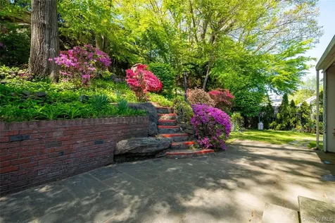 38 Raybrook Road Yonkers NY 10704