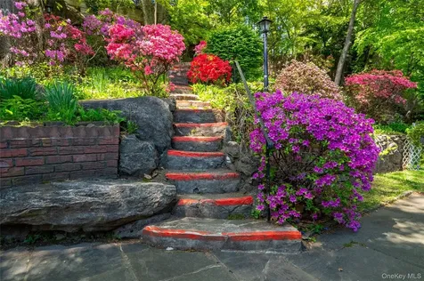 38 Raybrook Road Yonkers NY 10704