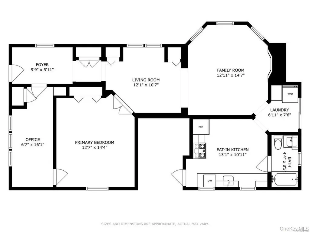 386 Mulry Lane Lawrence NY 11559
