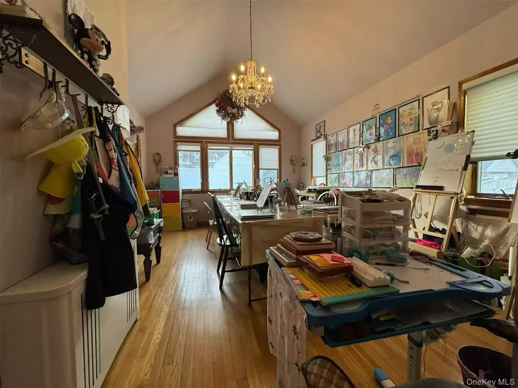 4552 196th Street Flushing NY 11358