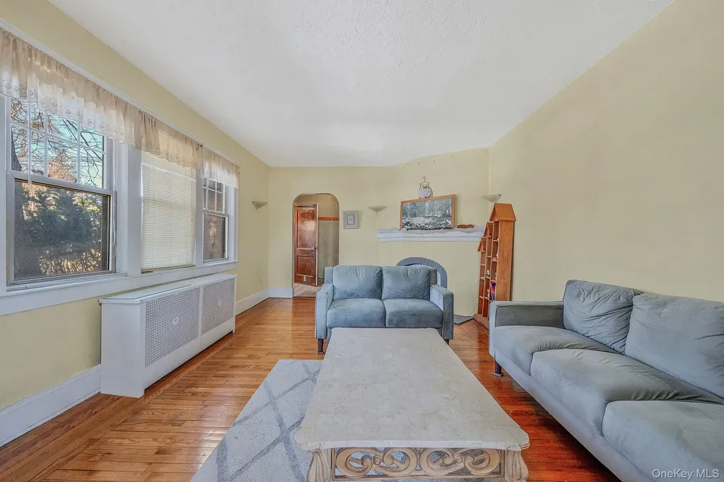22 Fairview Boulevard Hempstead NY 11550