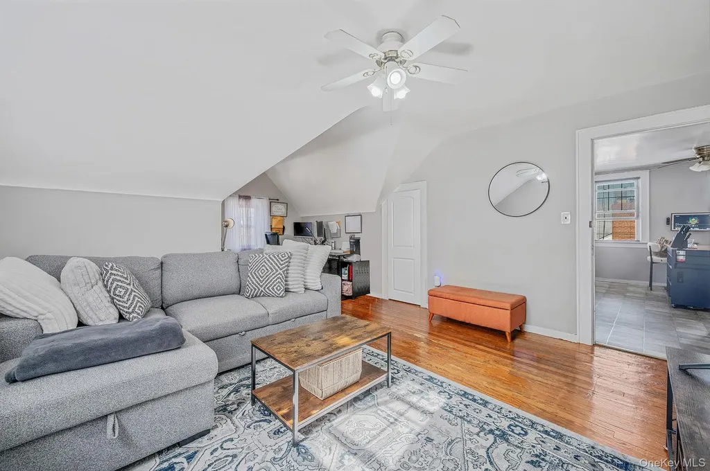 22 Fairview Boulevard Hempstead NY 11550