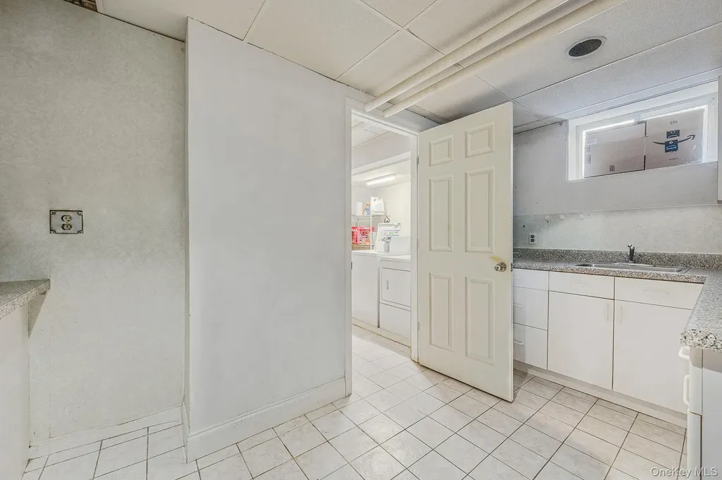 22 Fairview Boulevard Hempstead NY 11550