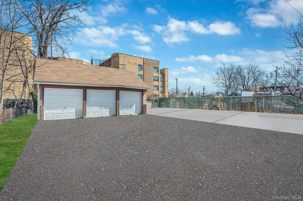 22 Fairview Boulevard Hempstead NY 11550