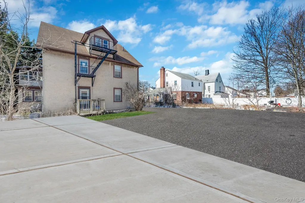 22 Fairview Boulevard Hempstead NY 11550