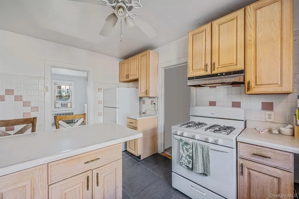 22 Fairview Boulevard Hempstead NY 11550
