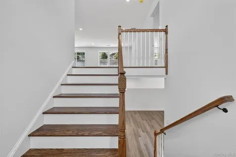 23 Nordica Drive Croton-on-hudson NY 10520