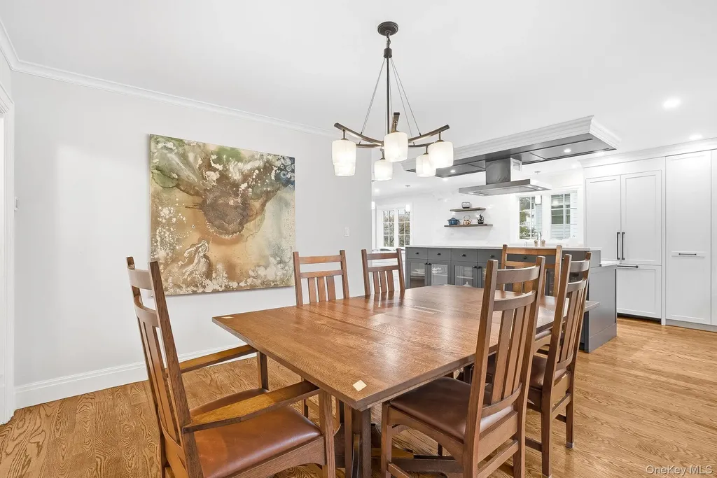65 Howell Avenue Larchmont NY 10538