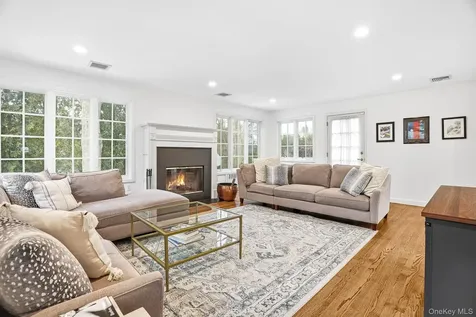 65 Howell Avenue Larchmont NY 10538