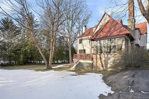 65 Howell Avenue Larchmont NY 10538