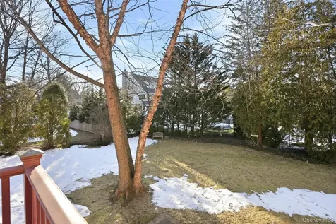 65 Howell Avenue Larchmont NY 10538