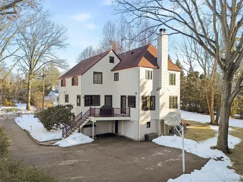 65 Howell Avenue Larchmont NY 10538