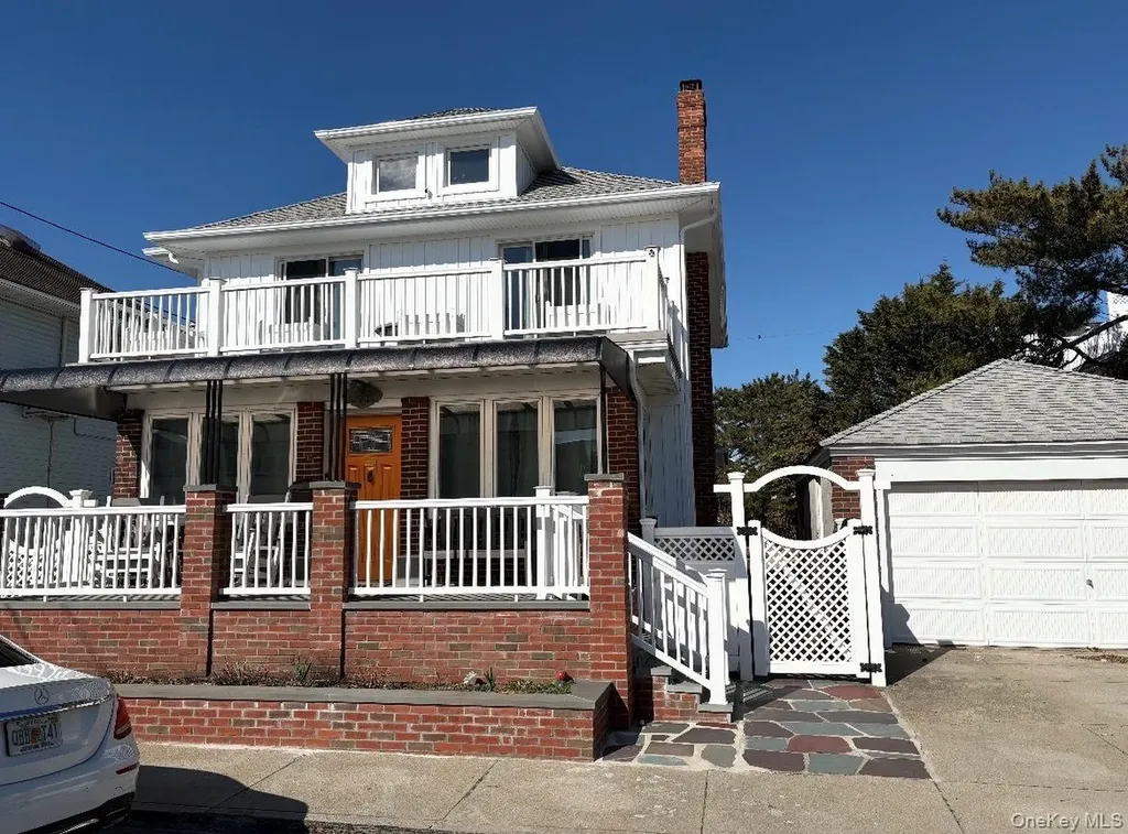 11 Delaware Avenue Long Beach NY 11561