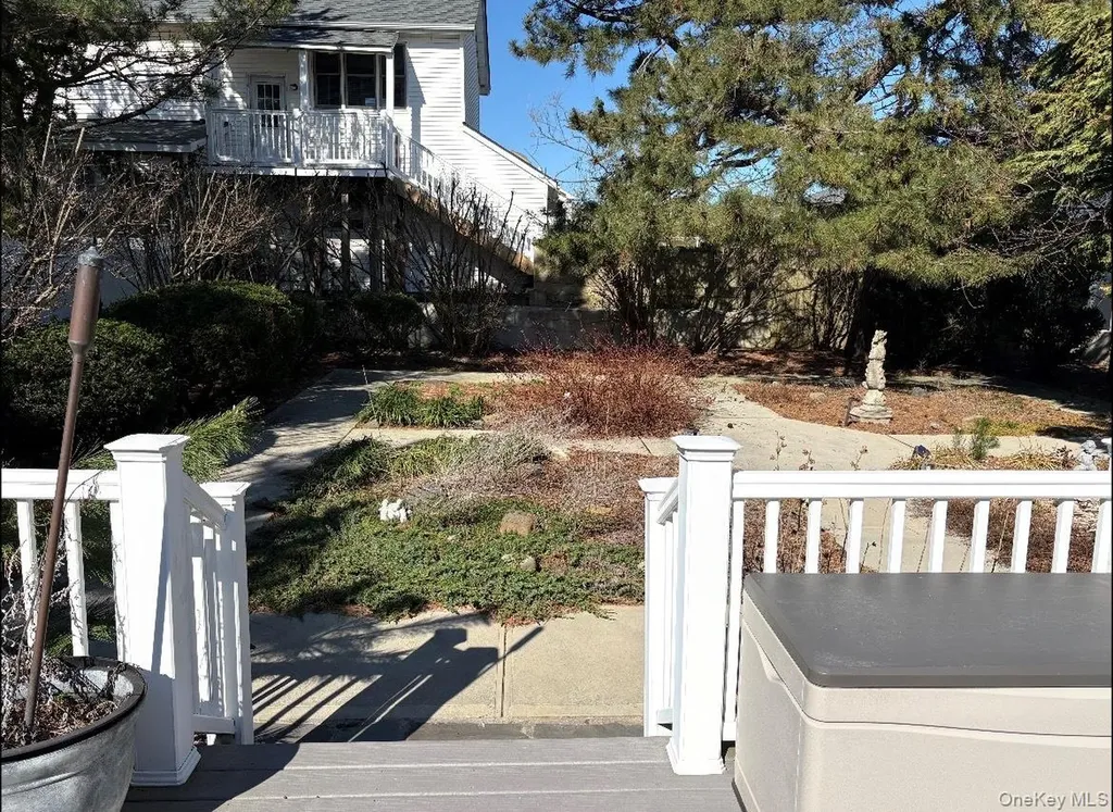 11 Delaware Avenue Long Beach NY 11561