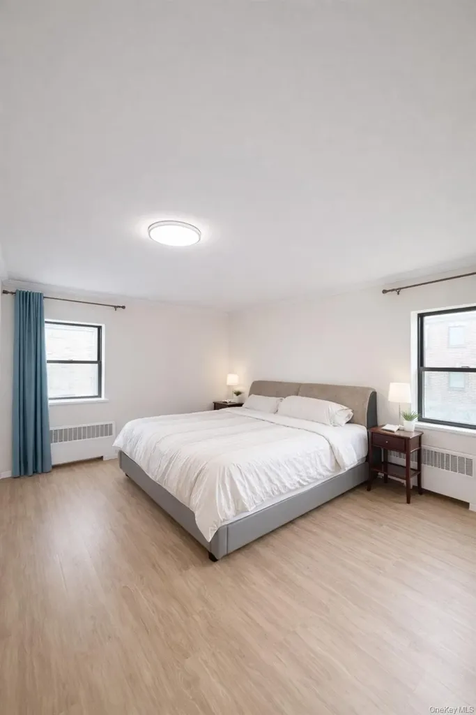 21306 75 Avenue Bayside NY 11364