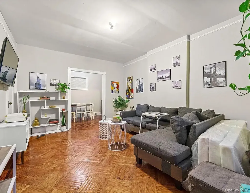 7612 5th Avenue Brooklyn NY 11209