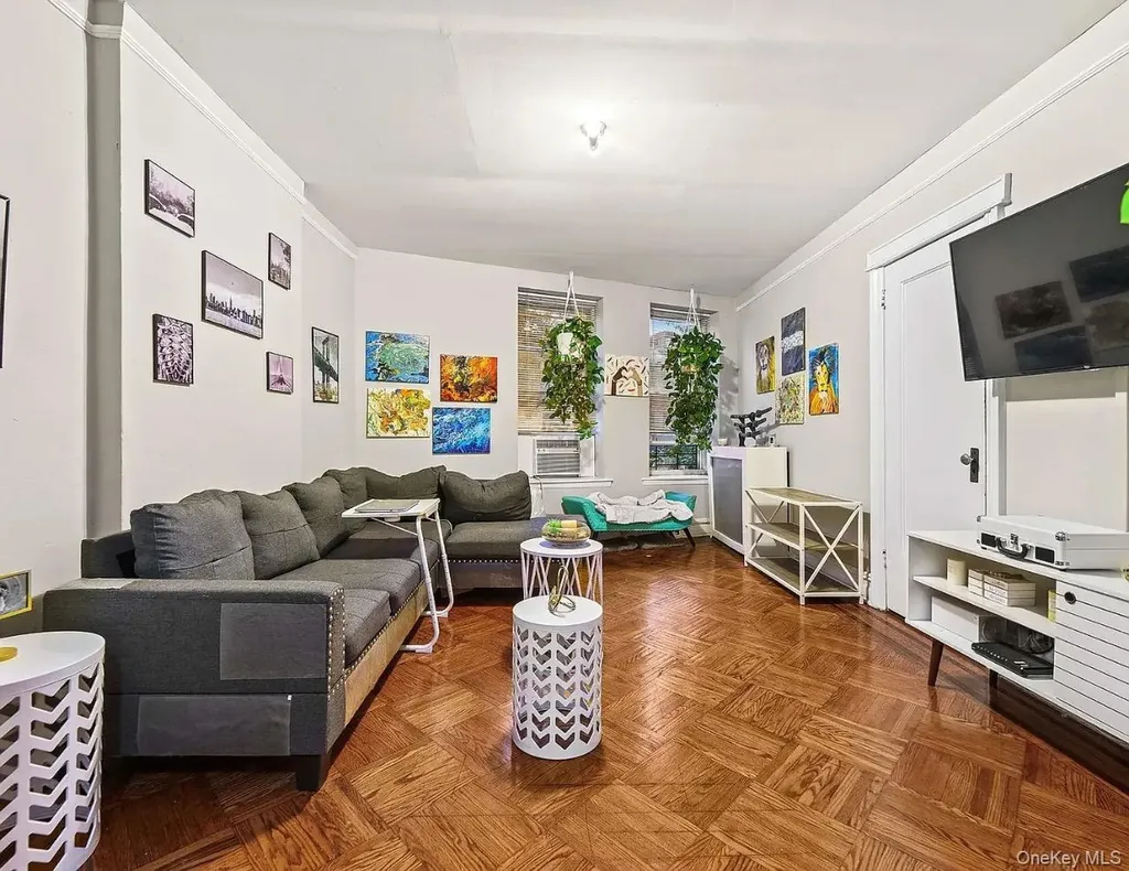 7612 5th Avenue Brooklyn NY 11209
