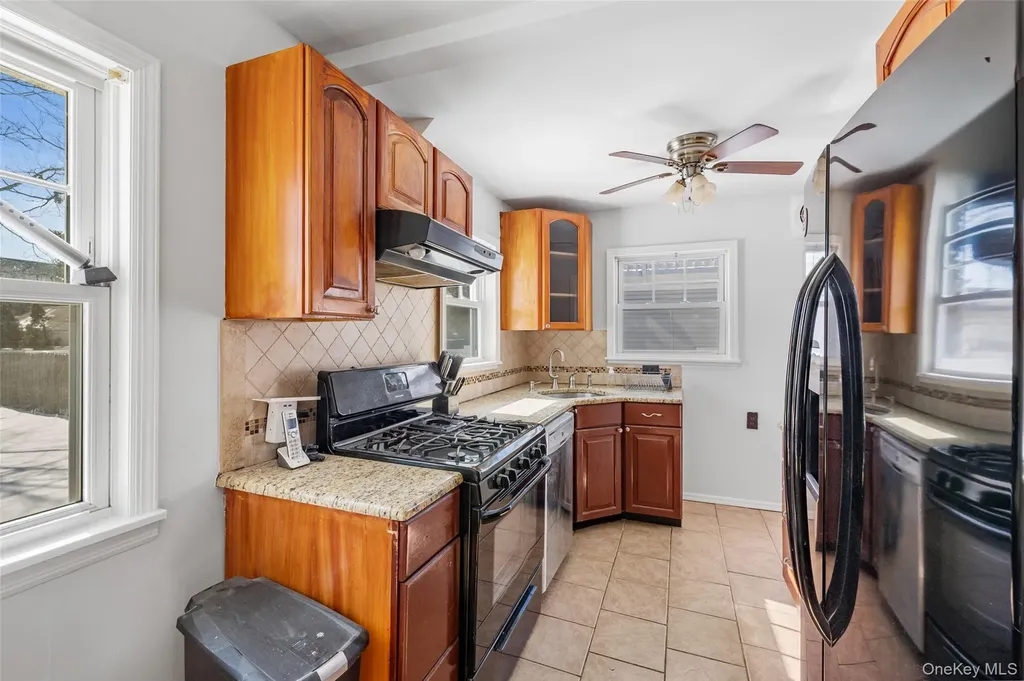 682 Rose Boulevard North Baldwin NY 11510
