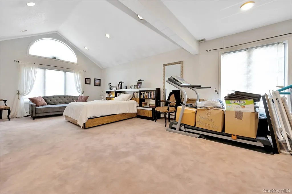 708 Park Lane Cedarhurst NY 11516